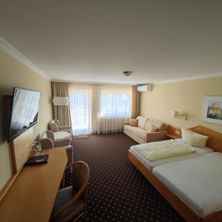 Sporthotel Schoenblick Meersburg Dış mekan fotoğraf
